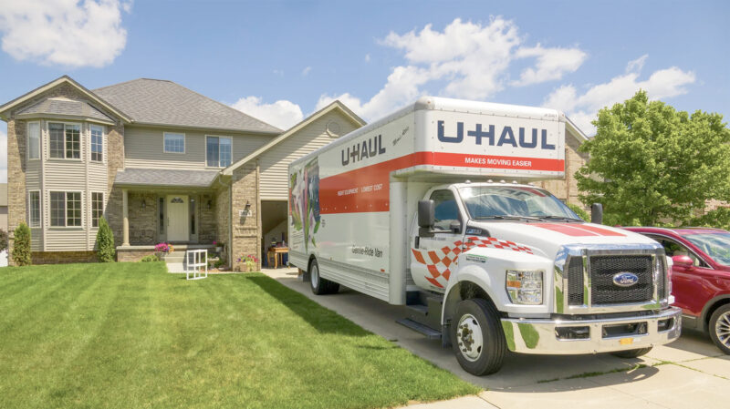 Michigan gains residents, offsetting losses to other states